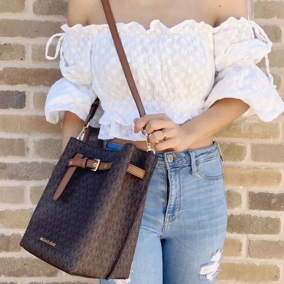 Michael Kors Emilia Drawstring Bucket Bag Crossbody Signature Brown MK - Picture 3 of 3